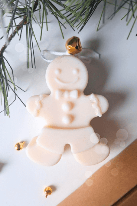 Bougie Gingerbread avec sa clochette