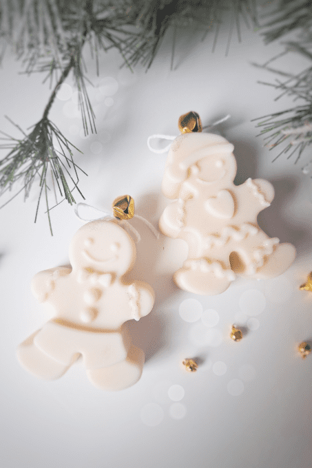 Bougie Gingerbread avec sa clochette