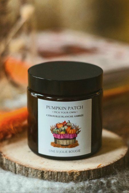 Bougie parfumée " Pumpkin patch" aux notes enivrantes de citrouille blanche ambrée