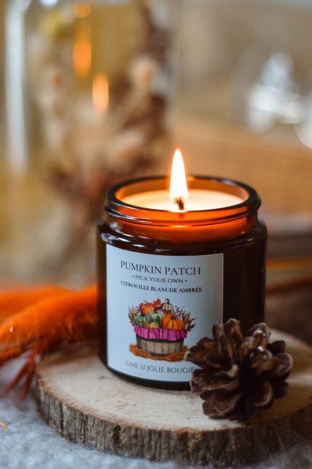 Bougie parfumée " Pumpkin patch" aux notes enivrantes de citrouille blanche ambrée